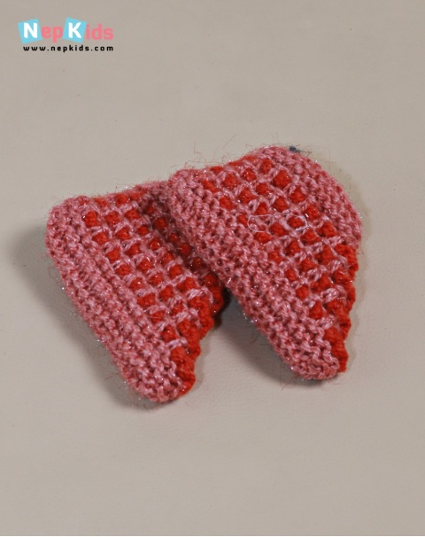 Hand Knitted Mix Color Criss Cross Pattern Glitter Thread Woolen Socks/Booties For Children-Winter Wear 