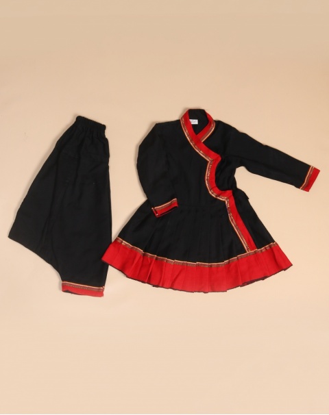 Haku Patasi Design Clothing Set - For Girls